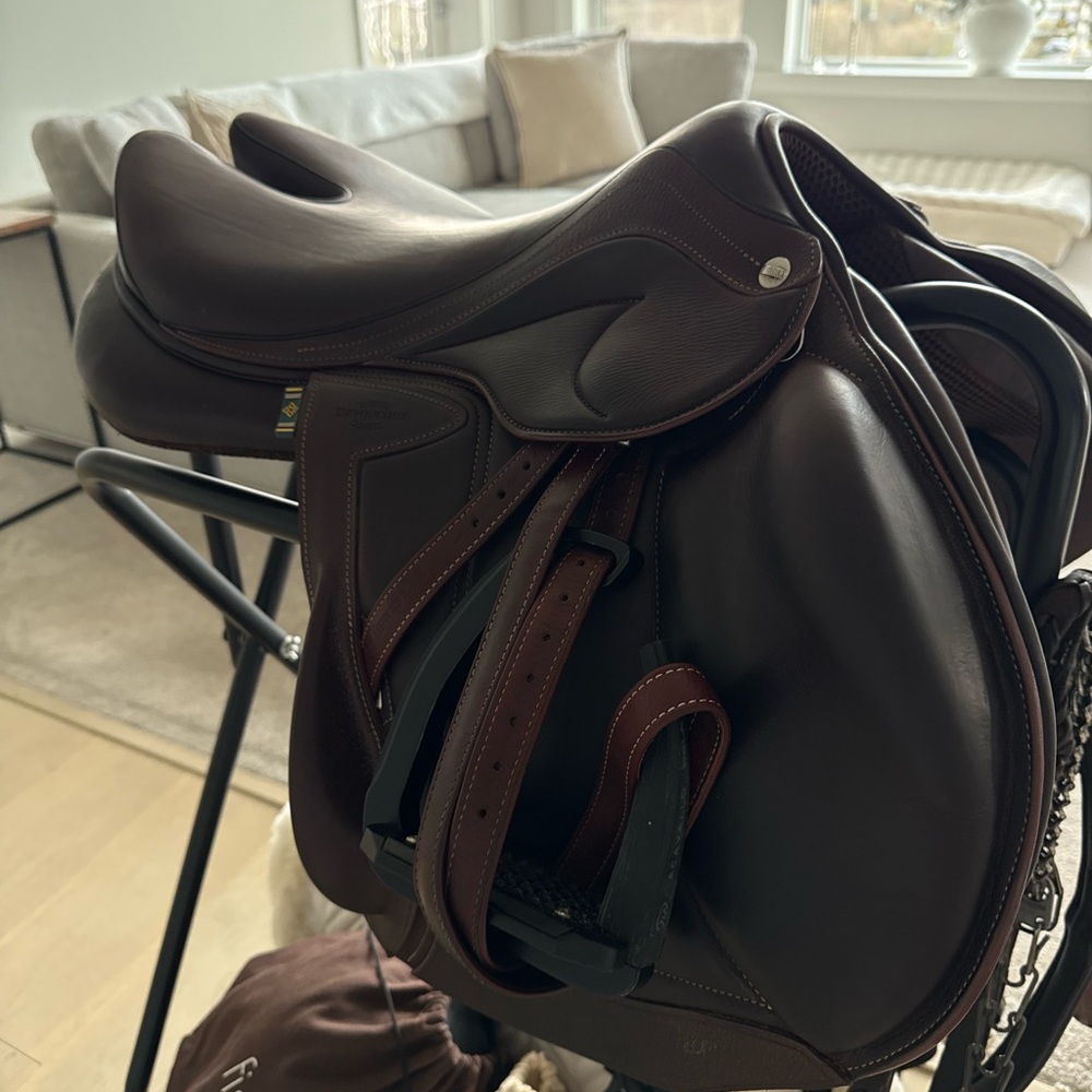 DEVOUCOUX SADDLE 💚 - Picture 2 of 5